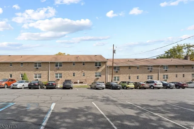 $325,000 | 320 South Street, Unit F, Morristown, NJ 07960