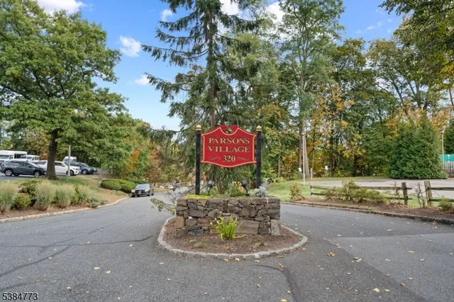 $325,000 | 320 South Street, Unit F, Morristown, NJ 07960