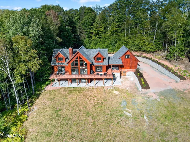 $2,900,000 | 110 Old Road, Windham, NY 12496