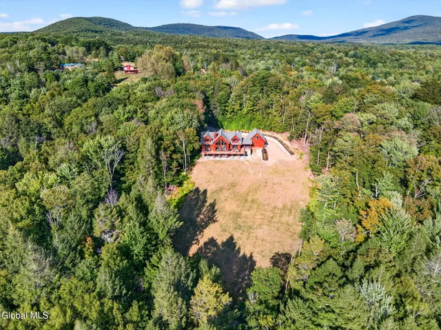 $2,900,000 | 110 Old Road, Windham, NY 12496