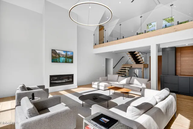 $2,900,000 | 110 Old Road, Windham, NY 12496