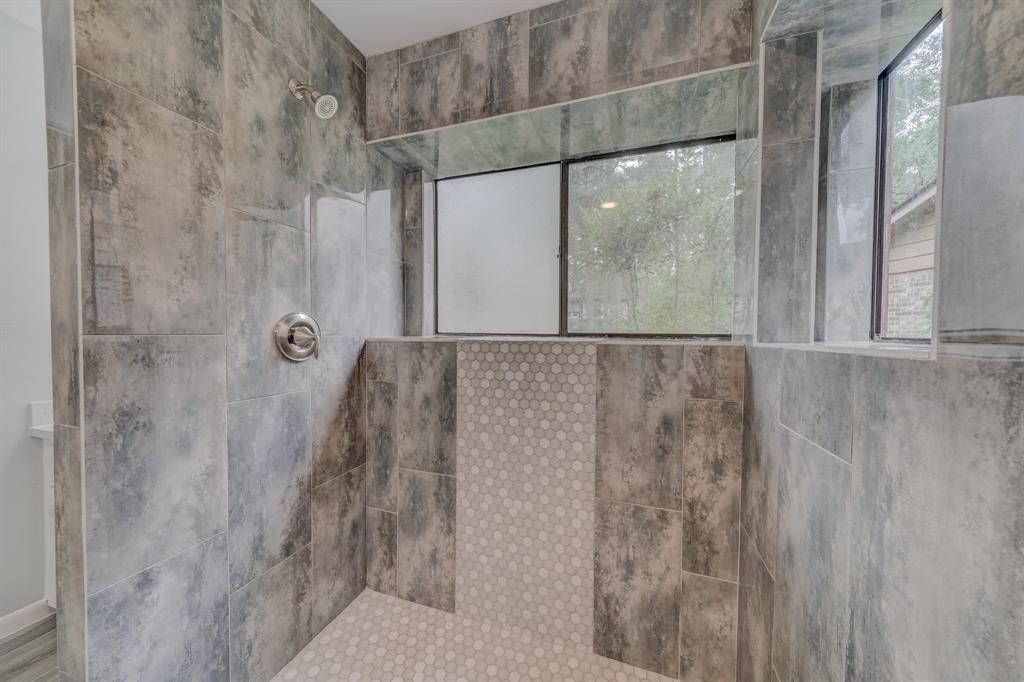 78 Brookflower Road The Woodlands, TX 77380 - Photo 12 of 21