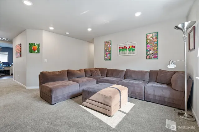 $899,950 | 32916 Southeast Stevens Street, Black Diamond, WA 98010