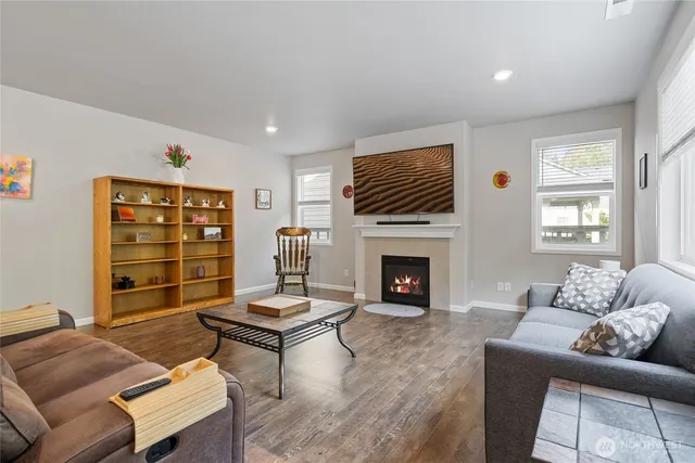 $899,950 | 32916 Southeast Stevens Street, Black Diamond, WA 98010