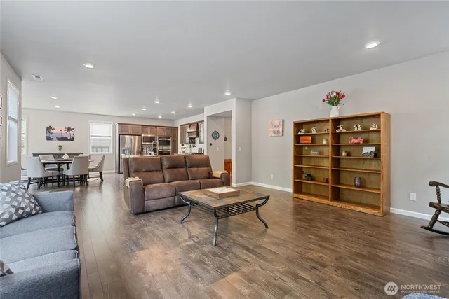 $899,950 | 32916 Southeast Stevens Street, Black Diamond, WA 98010