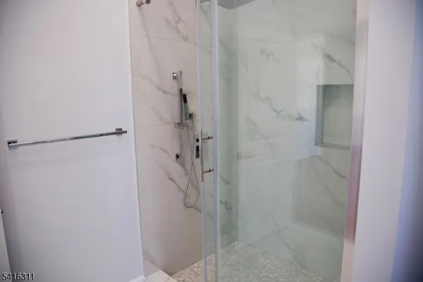 $1,350,000 | 3 Cambridge Road, East Hanover, NJ 07936