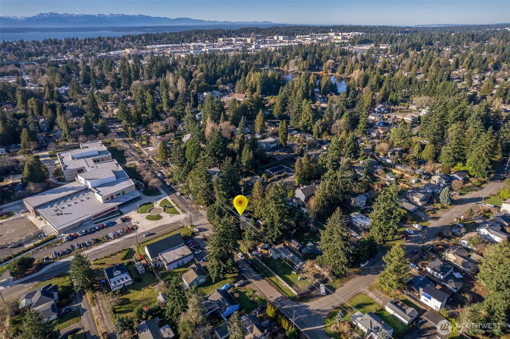 104 Northeast 120th Street Seattle, WA 98125 - Photo 18 of 18