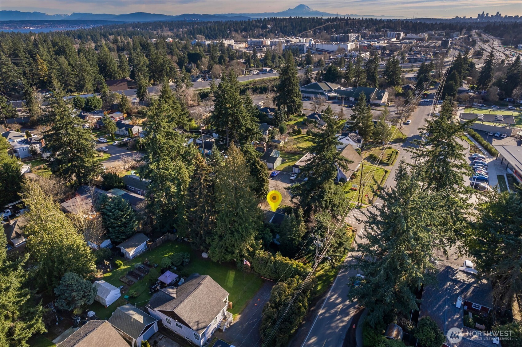 104 Northeast 120th Street Seattle, WA 98125 - Photo 7 of 18