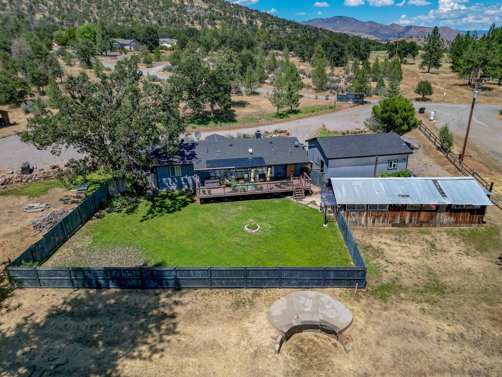 504 Outsen Road Yreka, CA 96097 - Photo 38 of 40 Gallery Image 38