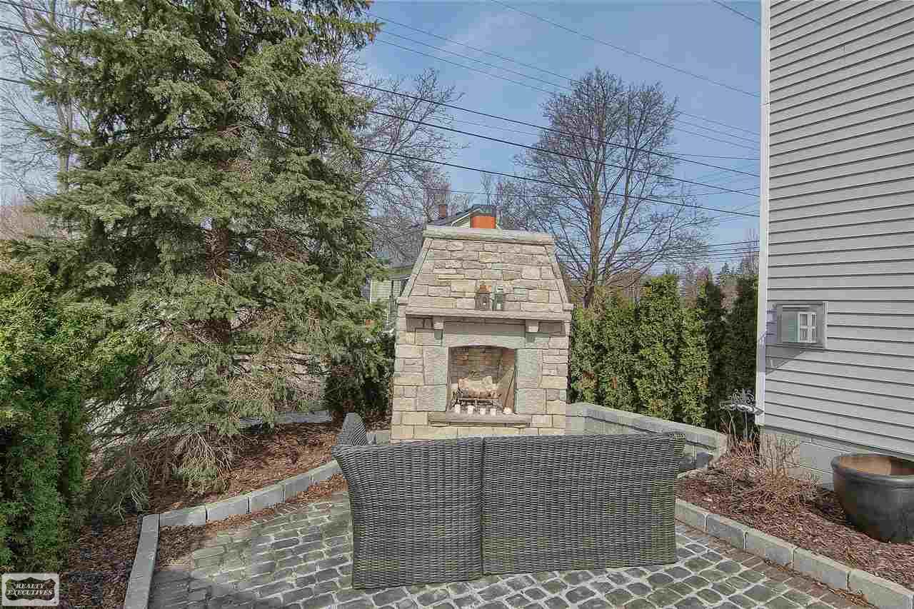 633 1st Street Rochester, MI 48307 - Photo 5 of 29