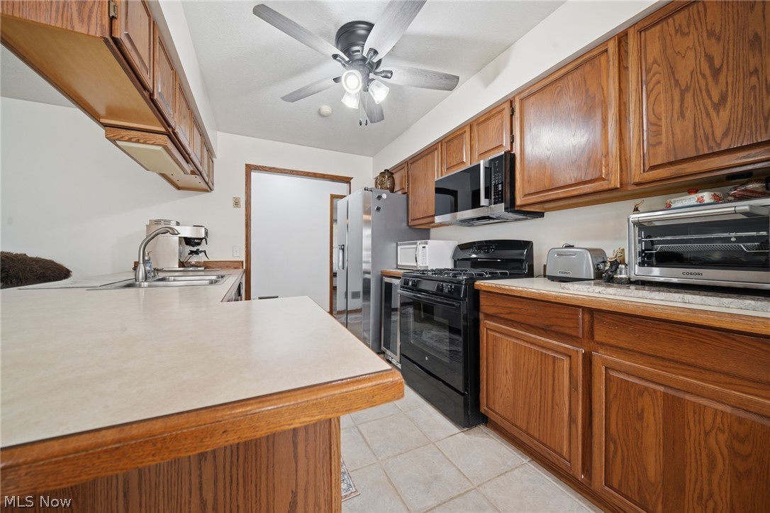 3210 Center Road Ashtabula, OH 44004 - Photo 11 of 43