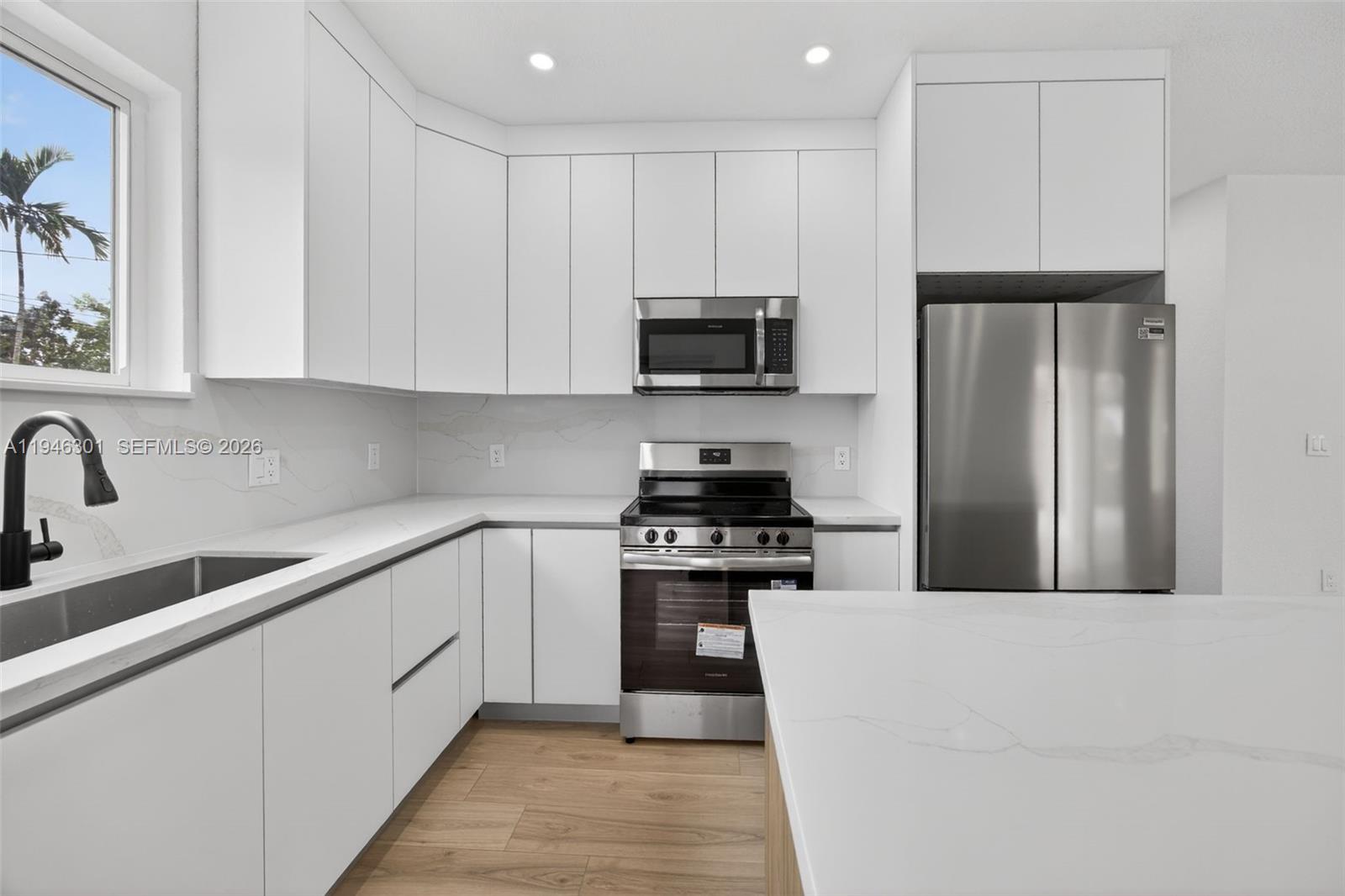 506 Northwest 7th Street Homestead, FL 33030 - Photo 10 of 22