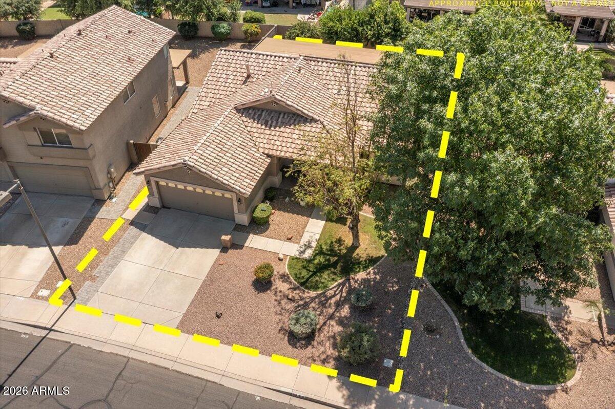 49 West Ivanhoe Street Gilbert, AZ 85233 - Photo 40 of 54 an aerial view of a house with swimming pool