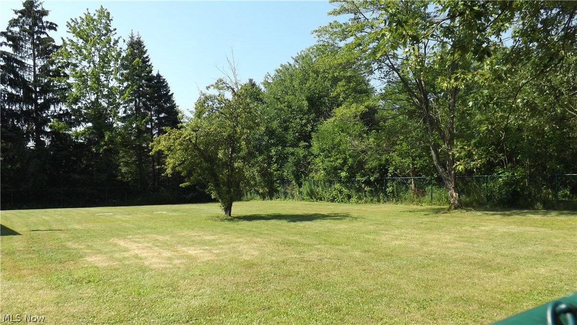 12910 Ravenna Road Chardon, OH 44024 - Photo 9 of 15