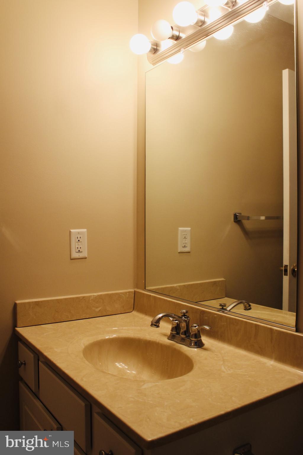 103 Channel Buoy Road Ocean City, MD 21842 - Photo 21 of 33