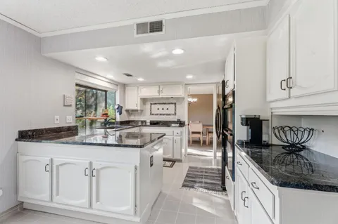 $484,999 | 6424 North Vagedes Avenue, Fresno, CA 93711