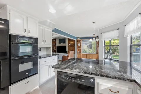 $484,999 | 6424 North Vagedes Avenue, Fresno, CA 93711