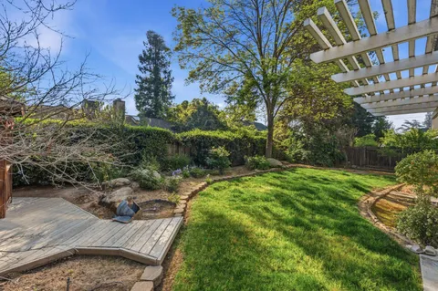 $484,999 | 6424 North Vagedes Avenue, Fresno, CA 93711