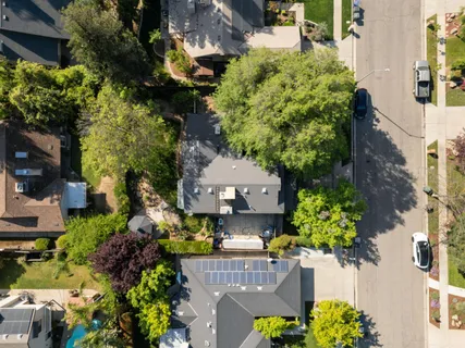 $484,999 | 6424 North Vagedes Avenue, Fresno, CA 93711