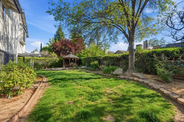 $484,999 | 6424 North Vagedes Avenue, Fresno, CA 93711