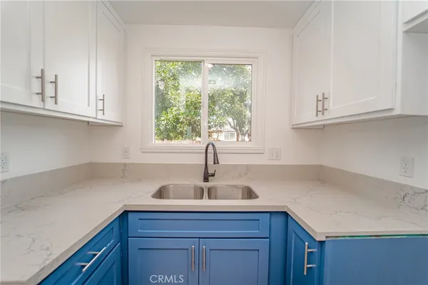 $2,995 | 1101 East 115th Street, Los Angeles, CA 90059