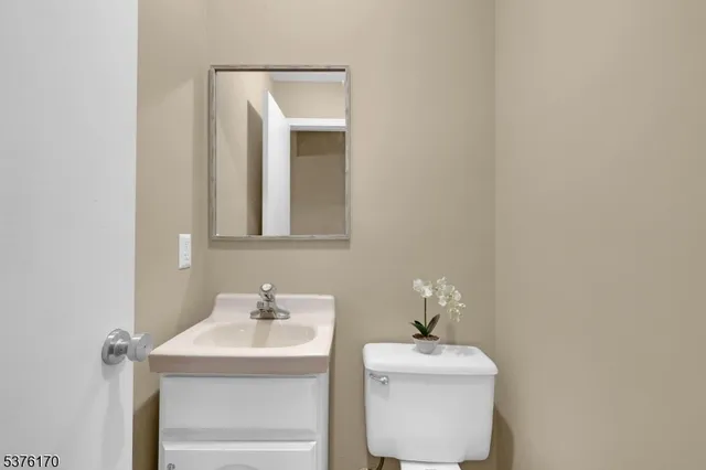 $349,000 | 177 Cynthia Drive, Hackettstown, NJ 07840