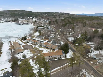 $750,000 | 78 Lake Shore Drive, Unit 14, Moultonborough, NH 03254