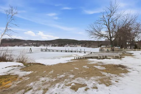 $750,000 | 78 Lake Shore Drive, Unit 14, Moultonborough, NH 03254