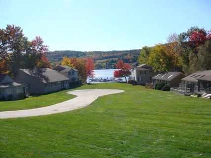 $750,000 | 78 Lake Shore Drive, Unit 14, Moultonborough, NH 03254