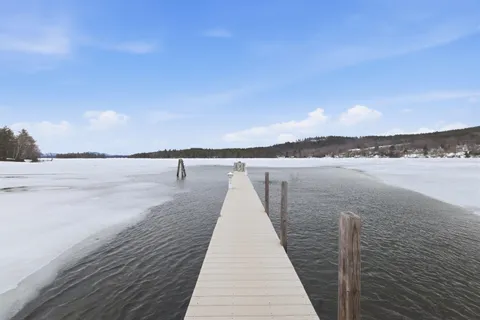 $750,000 | 78 Lake Shore Drive, Unit 14, Moultonborough, NH 03254