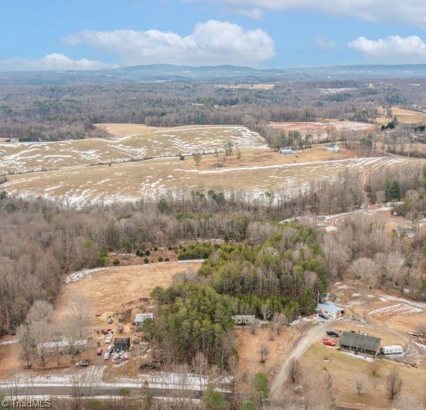 318 Wayne Marshall Road Elkin, NC 28621 - Photo 2 of 10