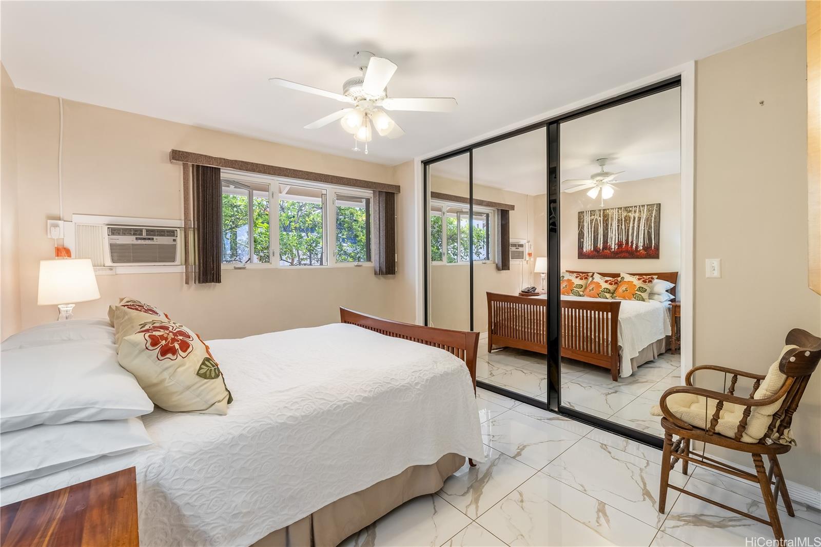 1410 Ehupua Street Honolulu, HI 96821 - Photo 20 of 25