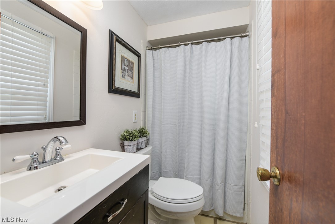 25035 Lake Road Bay Village, OH 44140 - Photo 20 of 35 Gallery Image 20