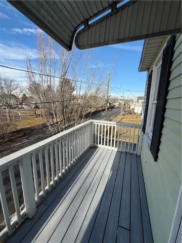 $2,100 | 52 Southern Street, Unit 2, Cranston, RI 02920