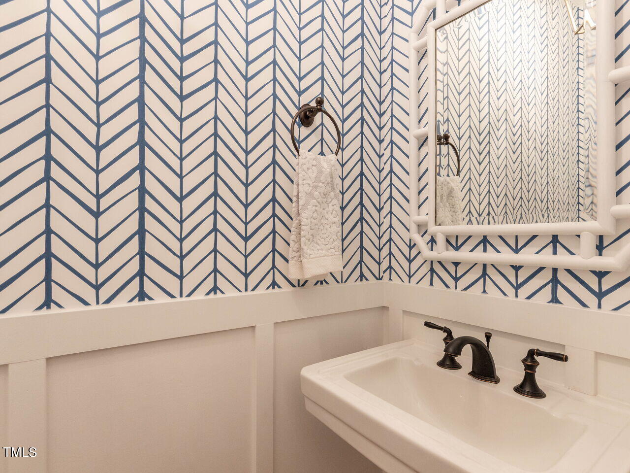 209 East Whitaker Mill Road Raleigh, NC 27608 - Photo 6 of 30 024-1280x960-half-bath