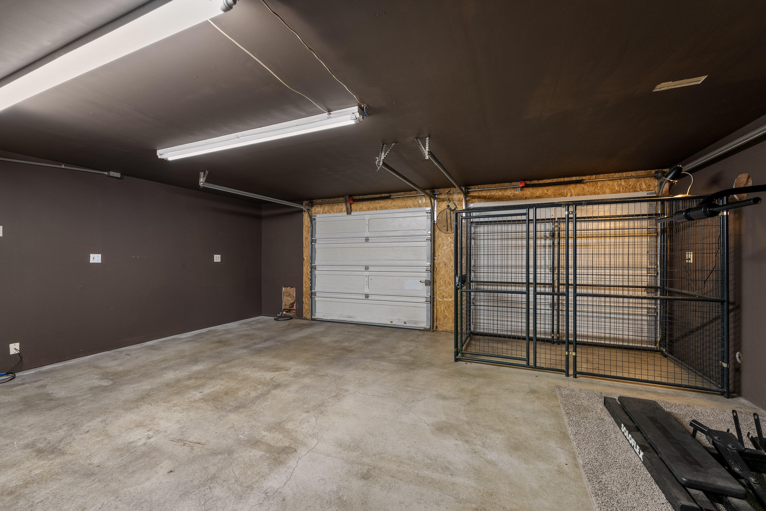 3140 Winona Road Grants Pass, OR 97526 - Photo 13 of 34 INT (3 of 18)