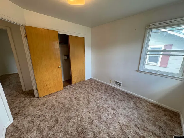 $143,500 | 1105 East Main Street, Riverton, WY 82501