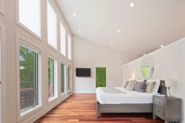 $1,785,000 | 78 Pin Oak Lane, Wilton, CT 06897