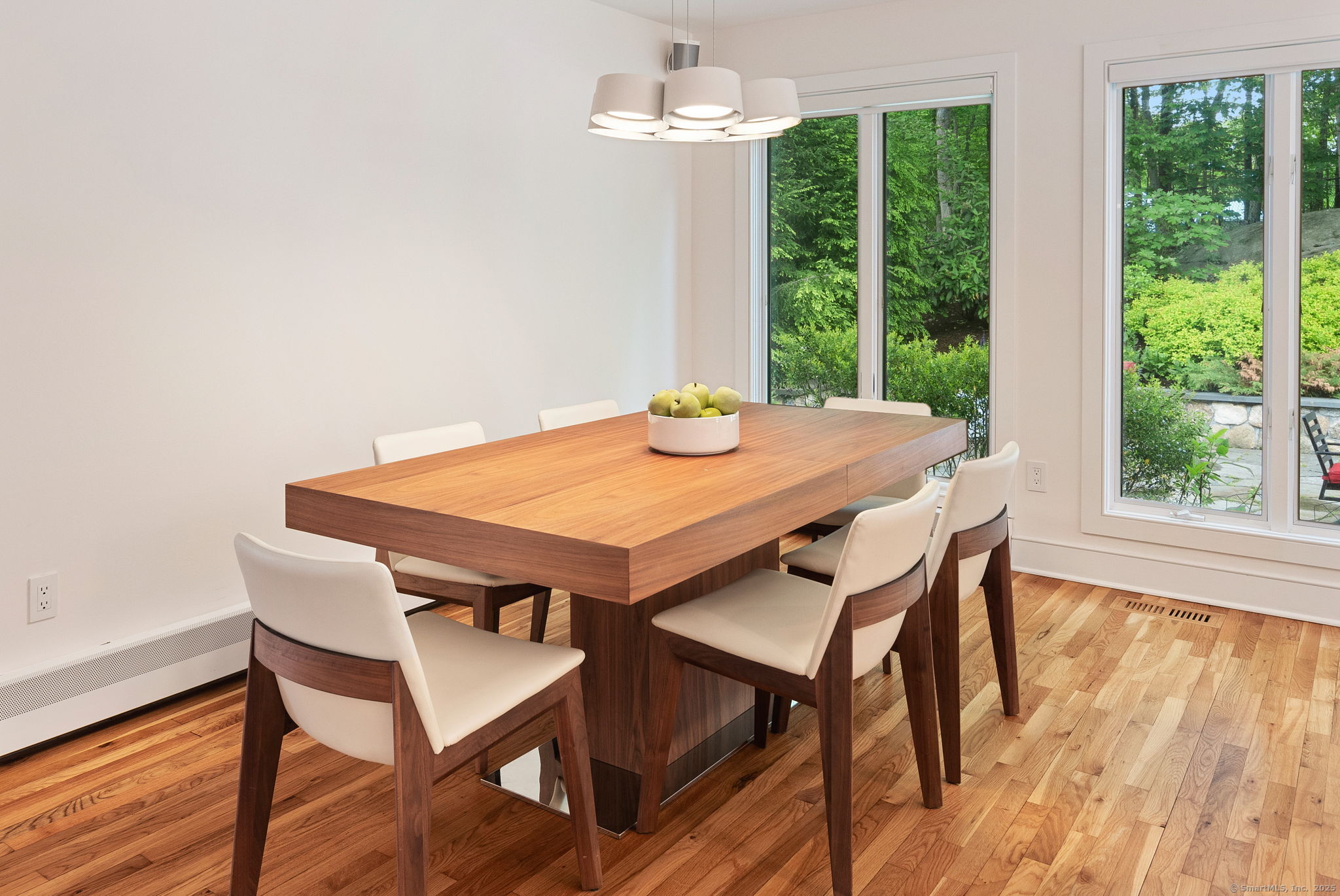 78 Pin Oak Lane Wilton, CT 06897 - Photo 7 of 37