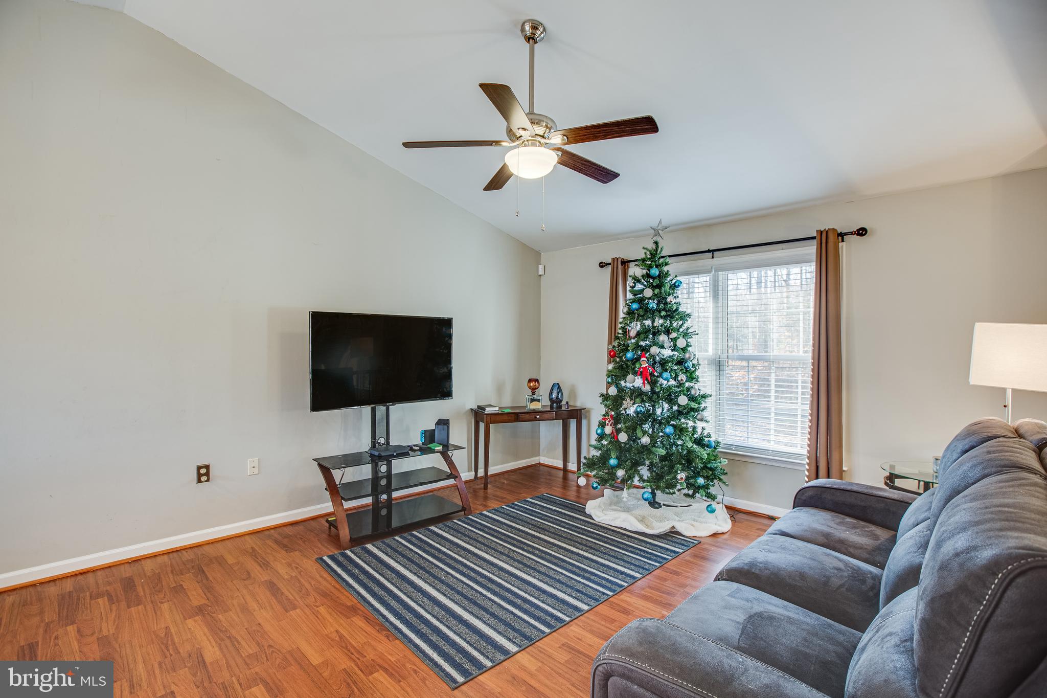 12 Johnson Drive Ruther Glen, VA 22546 - Photo 5 of 33 Living room with hardwood floors.