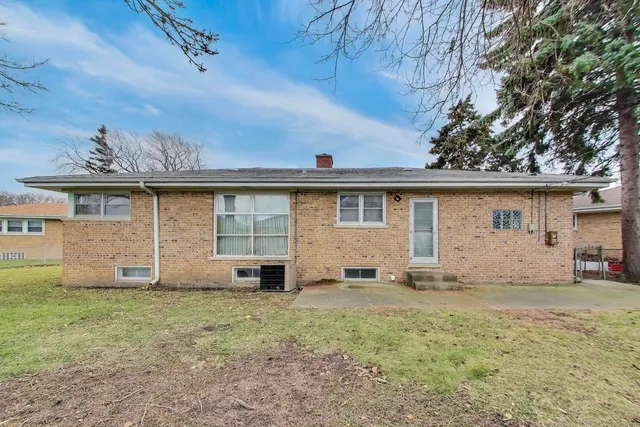 $398,500 | 5871 North Overhill Avenue, Chicago, IL 60631