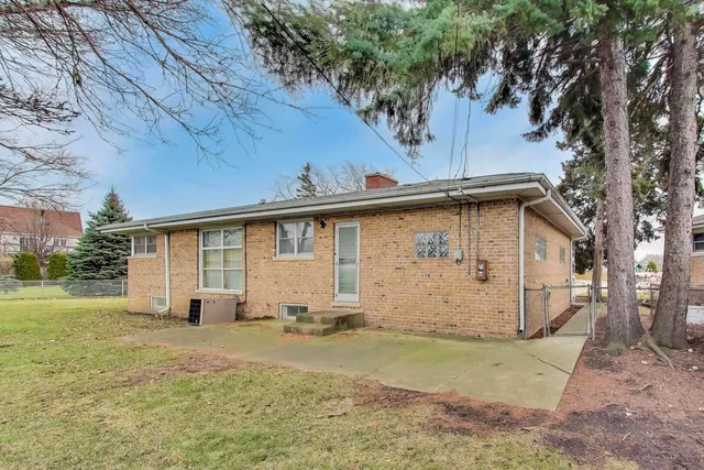 $398,500 | 5871 North Overhill Avenue, Chicago, IL 60631