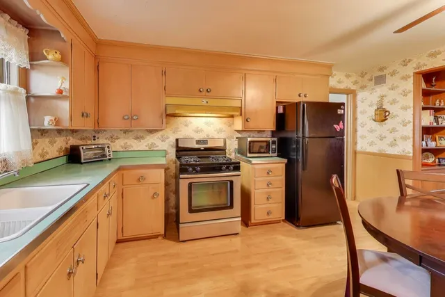 $398,500 | 5871 North Overhill Avenue, Chicago, IL 60631