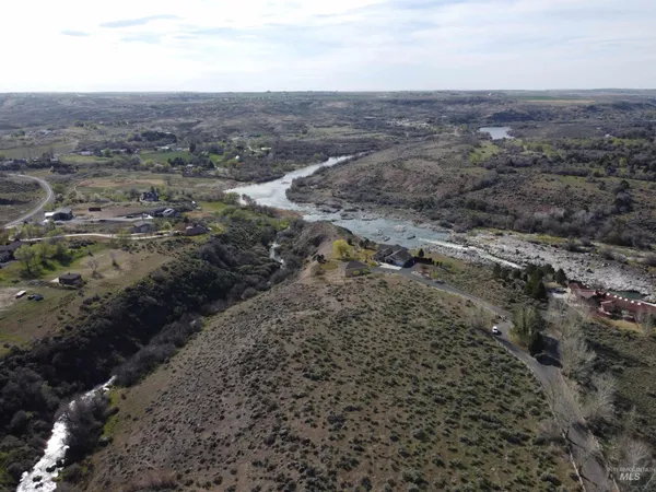 $375,000 | 1253 Kanaka Rapids Road, Buhl, ID 83316
