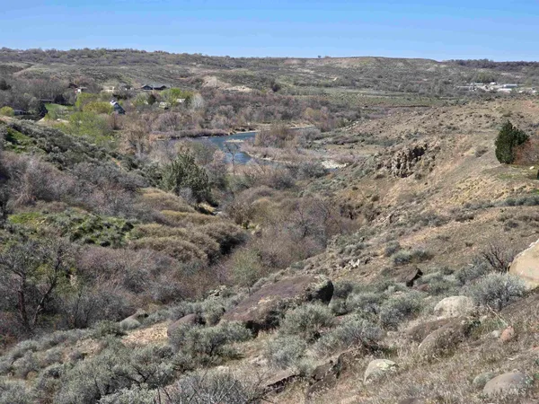 $375,000 | 1253 Kanaka Rapids Road, Buhl, ID 83316
