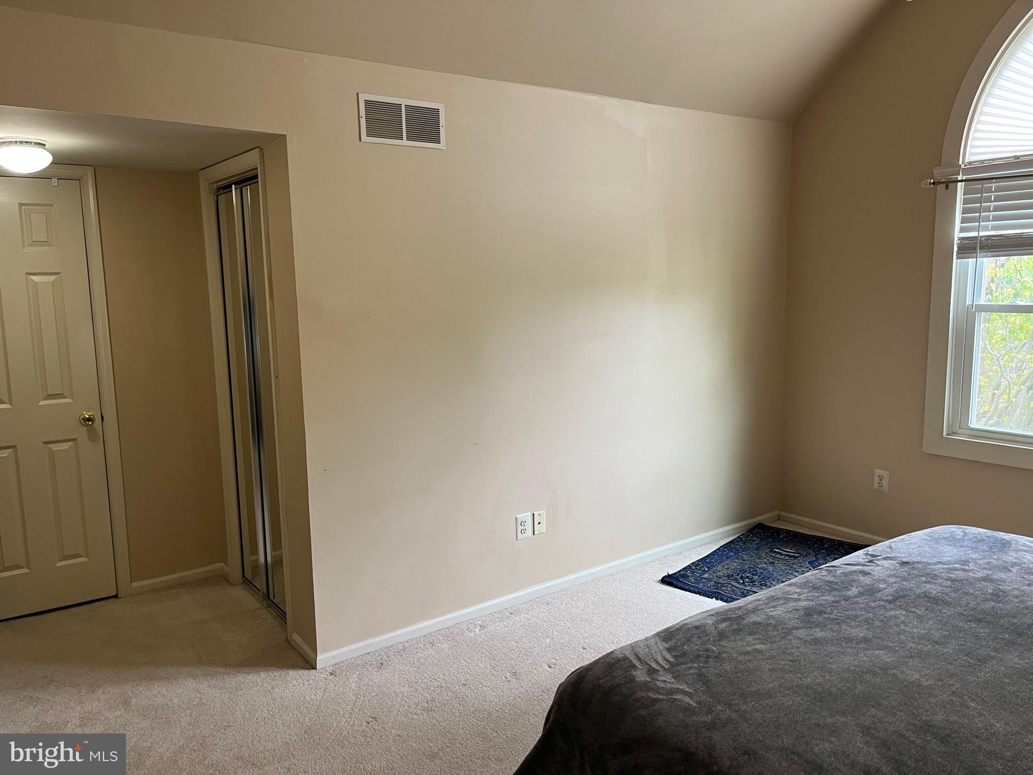 93 Beacon Square Chesterbrook, PA 19087 - Photo 10 of 17 Master bedroom