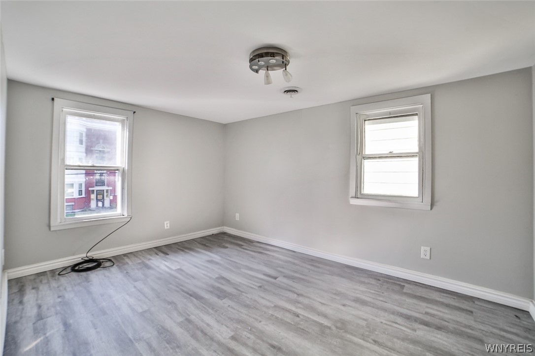 192 Bird Avenue Buffalo, NY 14213 - Photo 30 of 43 Upper Living Room