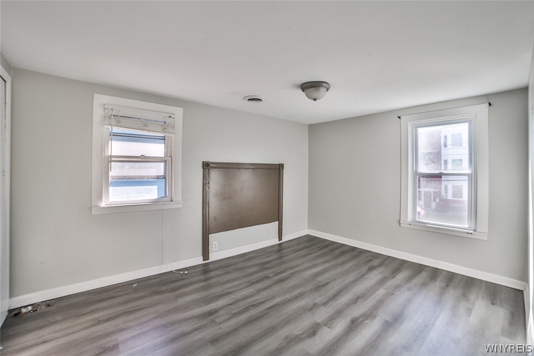 192 Bird Avenue Buffalo, NY 14213 - Photo 33 of 43 Upper Bedroom 1