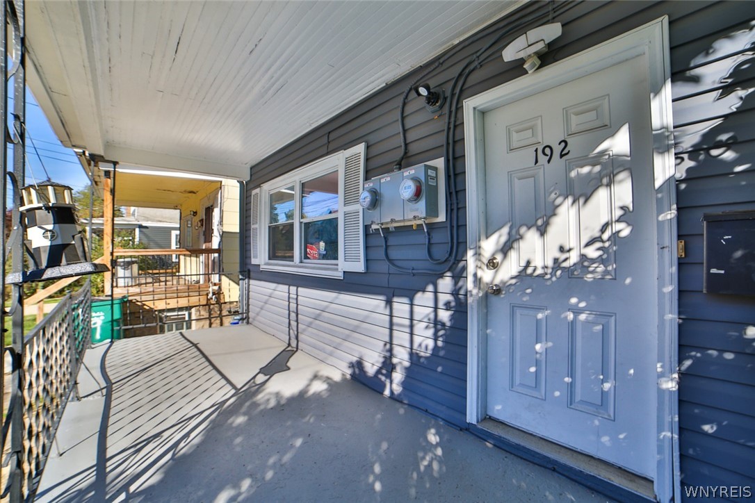 192 Bird Avenue Buffalo, NY 14213 - Photo 7 of 43 Front Porch