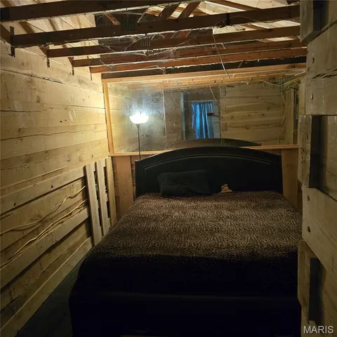 $625,000 | 9647 North Elmhears Lane, Mount Vernon, IL 62864